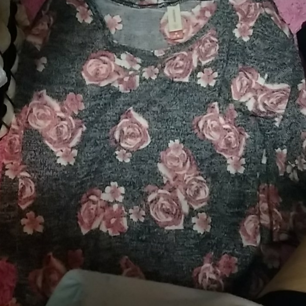 Floral top